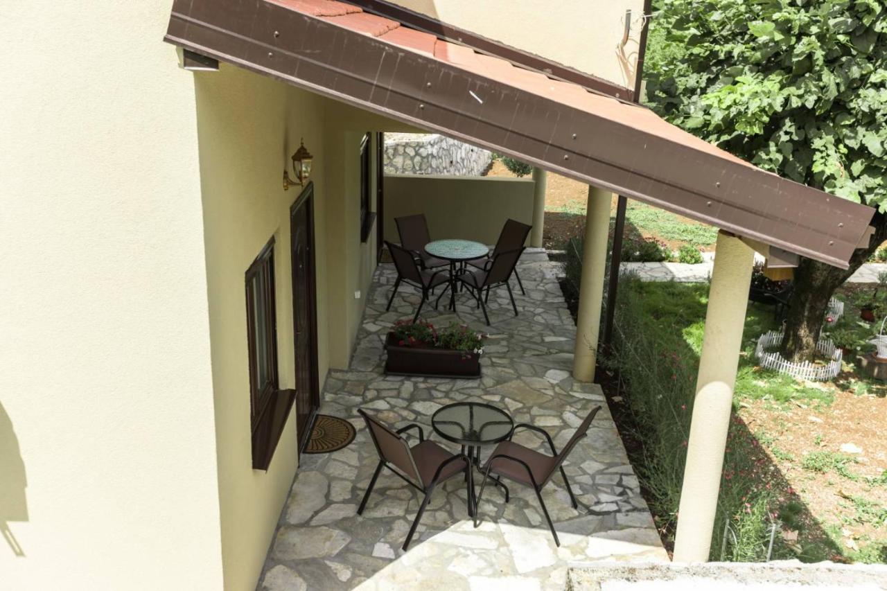 Aria Apartman Cetinje Kültér fotó