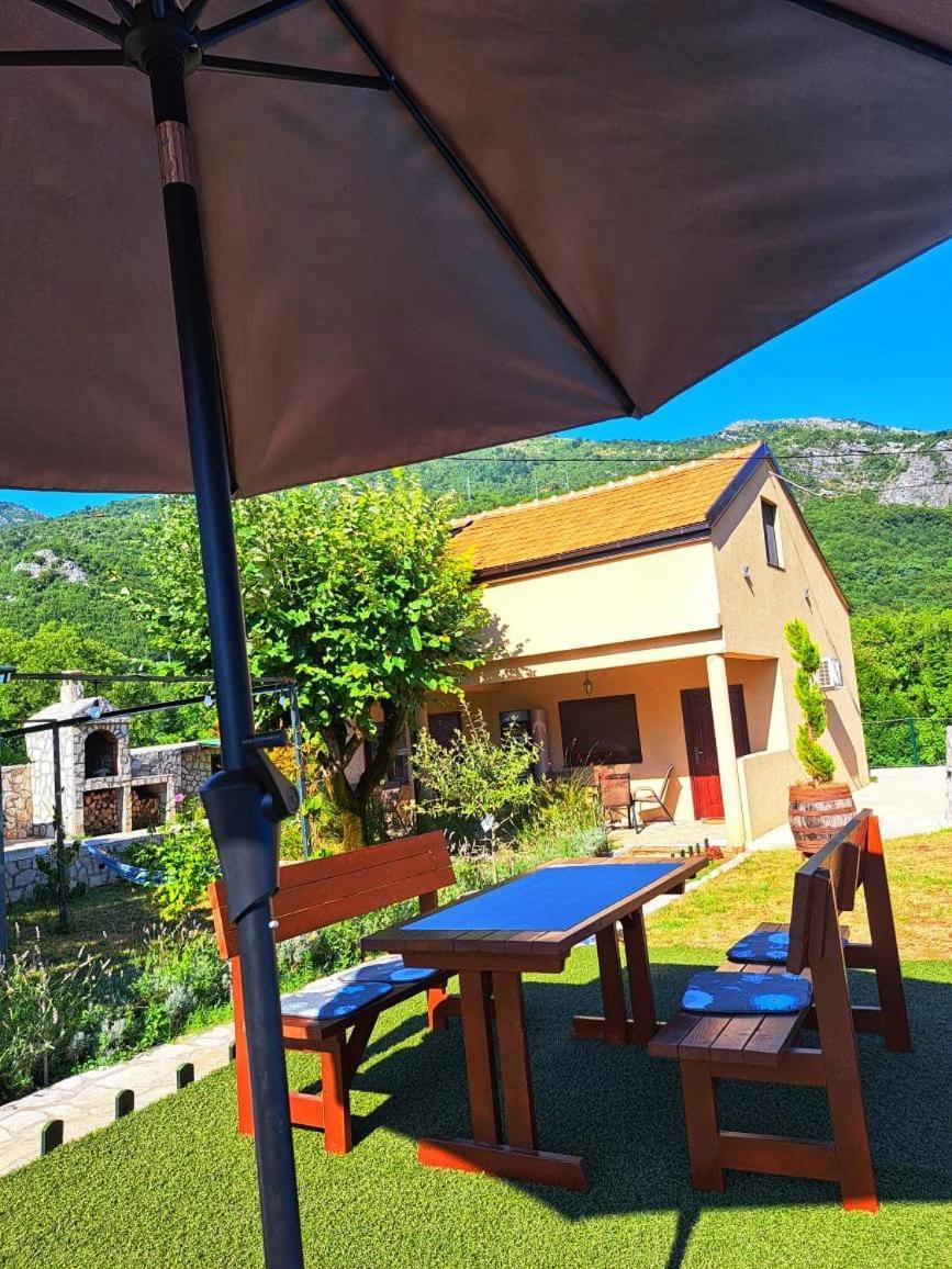 Aria Apartman Cetinje Kültér fotó